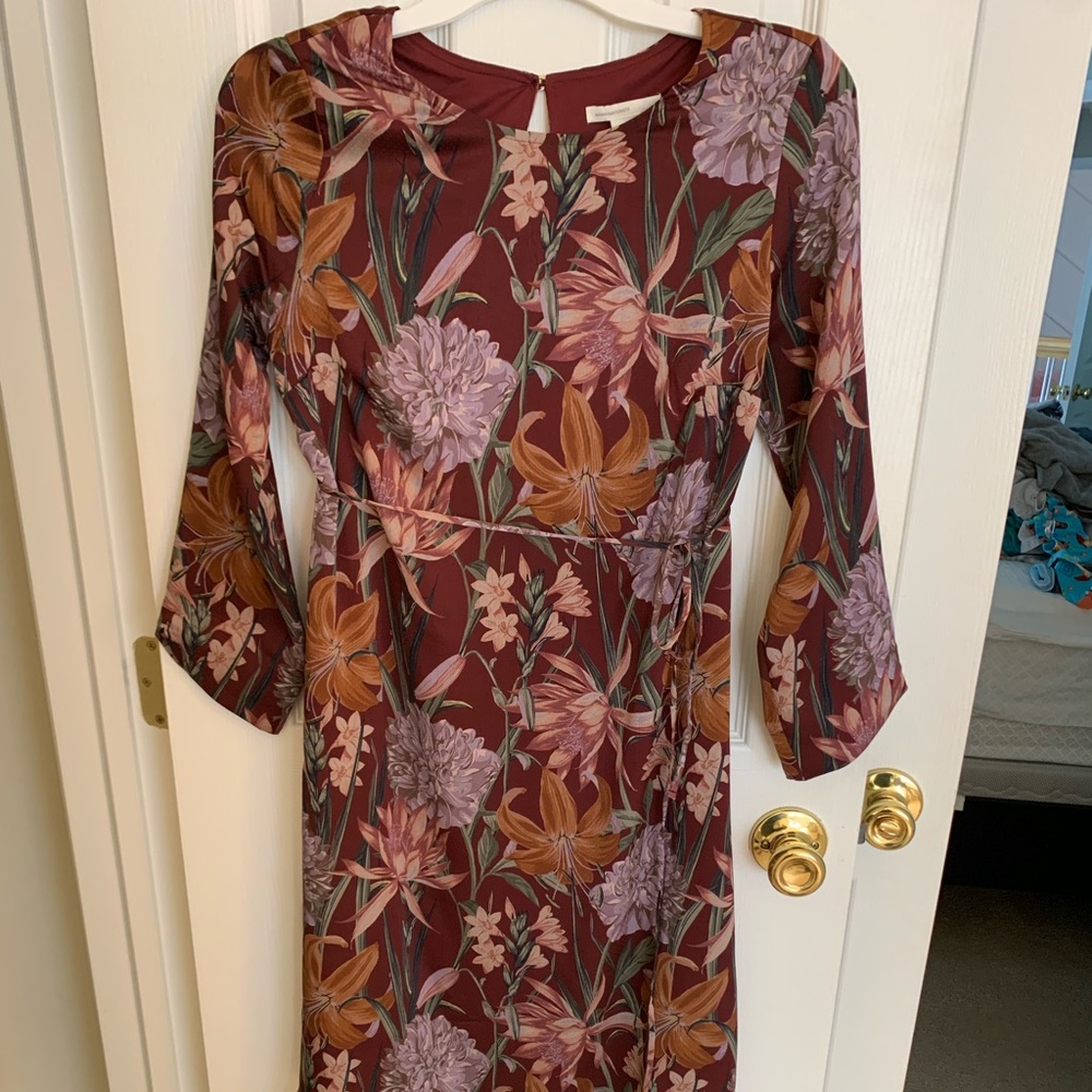 Adorable maternity dress!